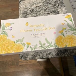 Butterfly Flower Tea Gift Box - Yellow Floral